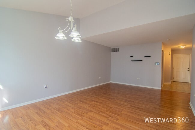 Photo - 2835 Rutland Cir