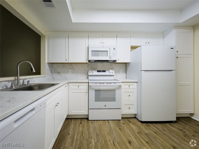 Building Photo - 4209 Castlewood Dr Rental