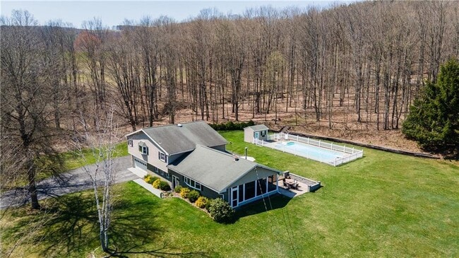Photo - 67 Murphy Hill Rd House