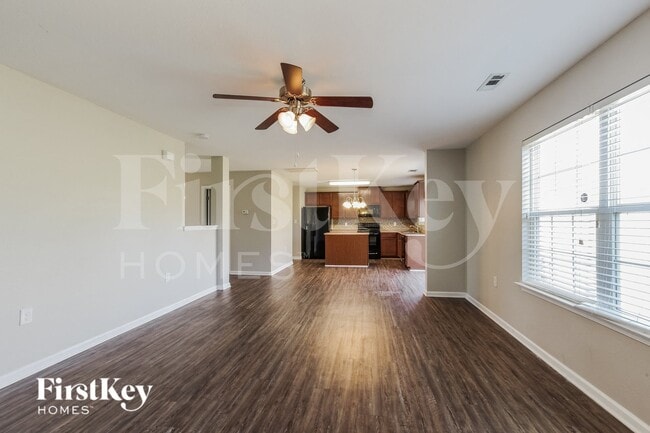 Photo - 2936 Village Center Dr