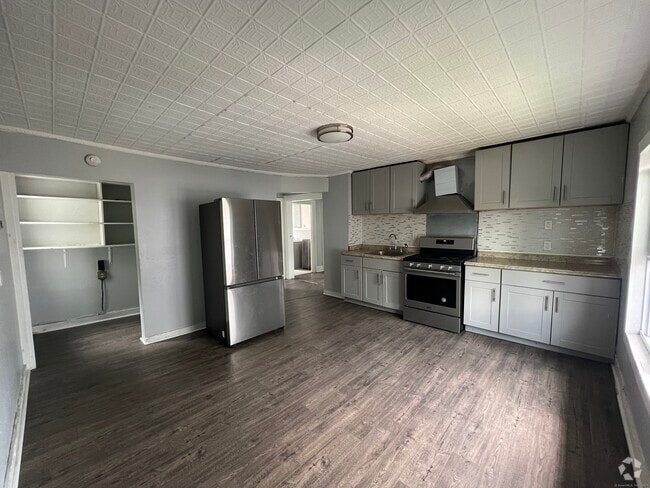 Building Photo - 191 Newfield Ave Rental