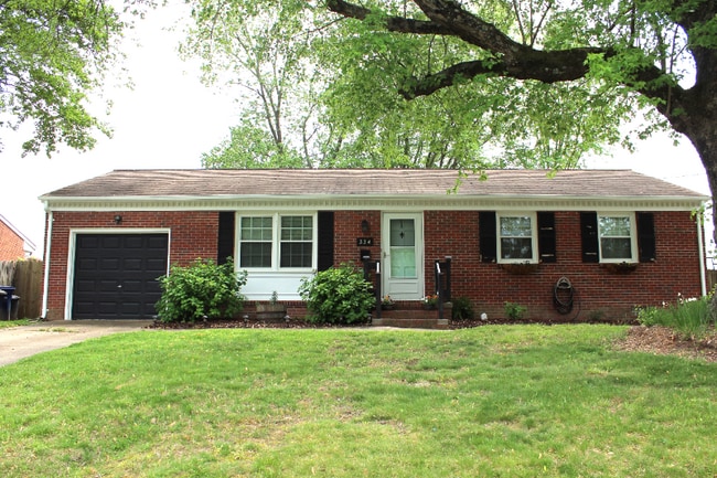 Photo - 334 Thalia Dr House