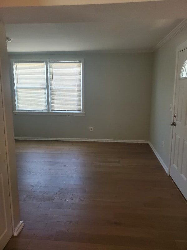 Photo - 2808 Iverson St