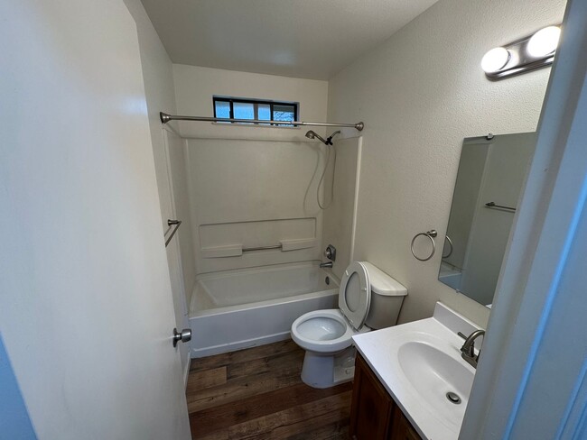 Photo - 1498 E Carolyn Ln Unit 1498 E Carolyn C