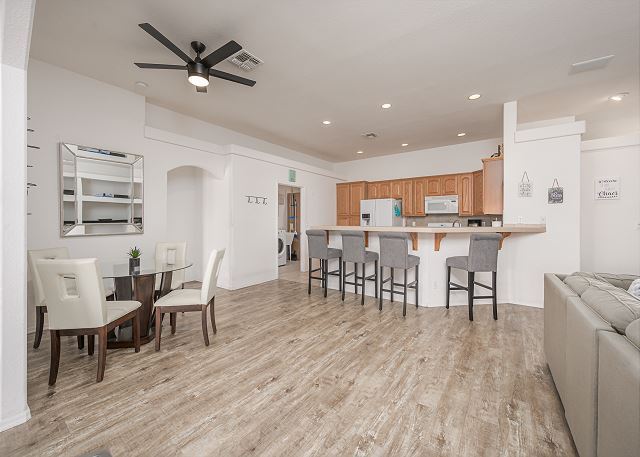 Photo - 2459 N Ridge Ave