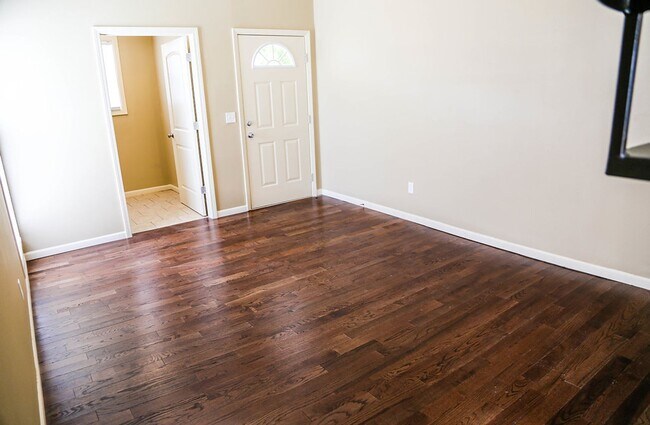 Photo - 512 S Main Ave Unit C