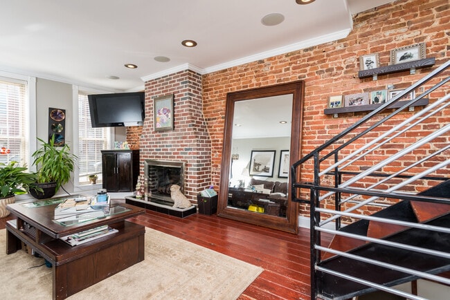 Photo - 444 E Fort Ave