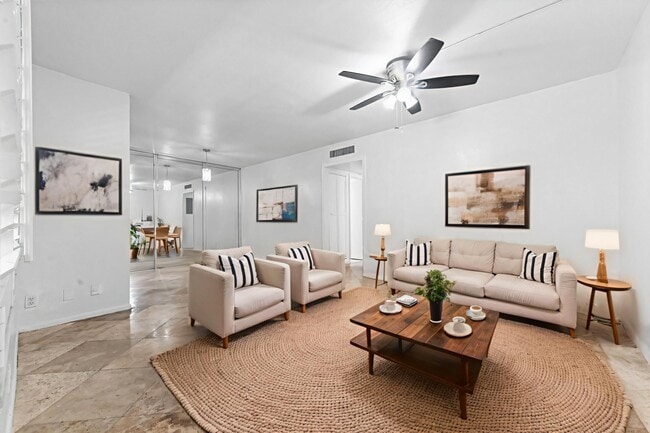 Photo - 100 Royal Palm Way Unit 1070