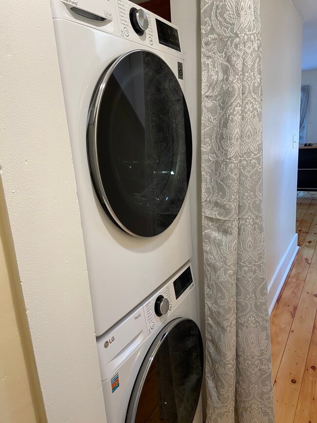 Washer/dryer - first floor - 842 State St Unit 2nd fl right