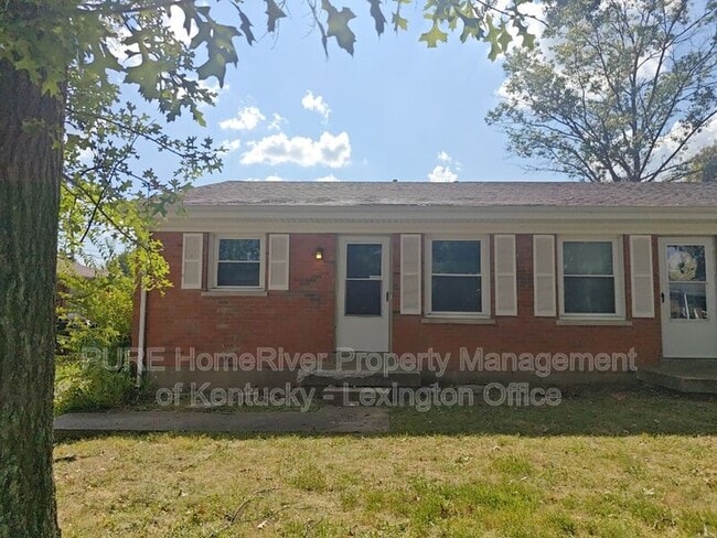 Building Photo - 313 Radcliffe Rd Unit A