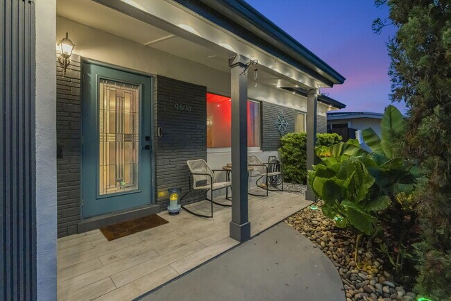 Photo - 4670 NE 4th Ave