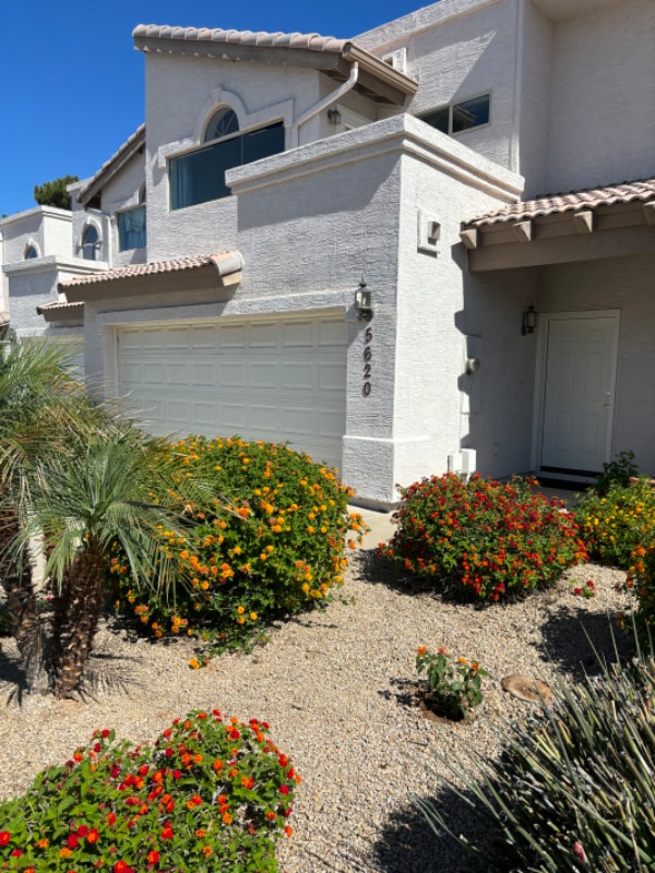 Photo - 5620 E Kelton Ln