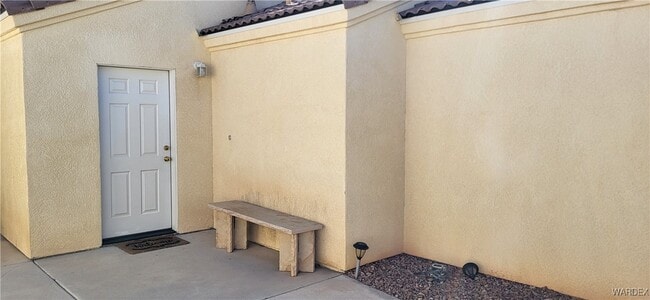 Photo - 652 Holly St