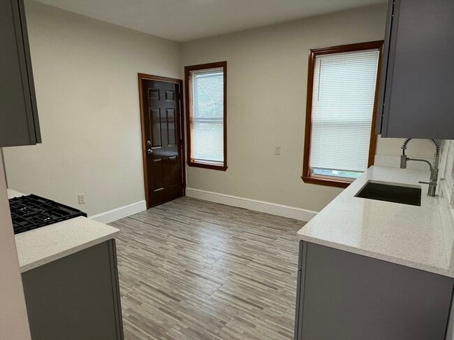 Photo - 11 Tebroc St Unit 2