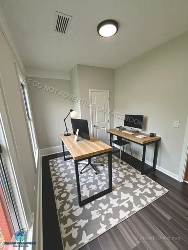 Photo - Gorgeous 2 story, 3 bedroom / 2bathroom ho...