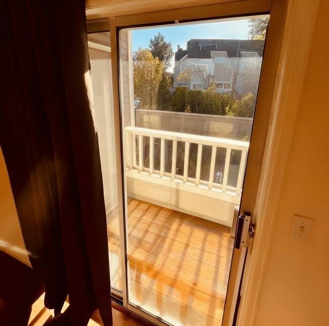 Photo - 5755 W Atlantic Pl Unidad 202