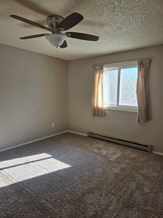 Photo - 261 N Lincoln St