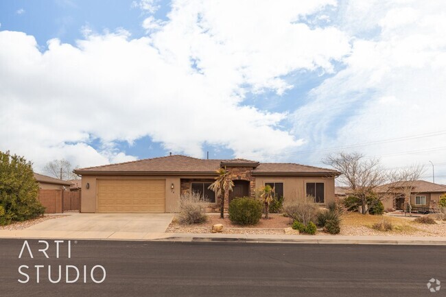 Building Photo - Nice 3 bedroom 2 bath house in Riverside H...