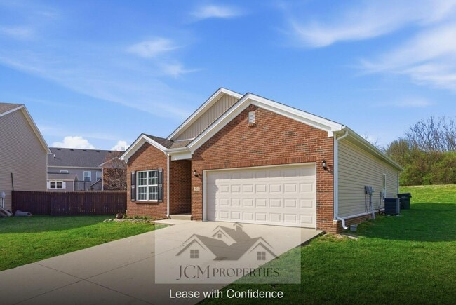 Photo - 925 Dawson Creek Way