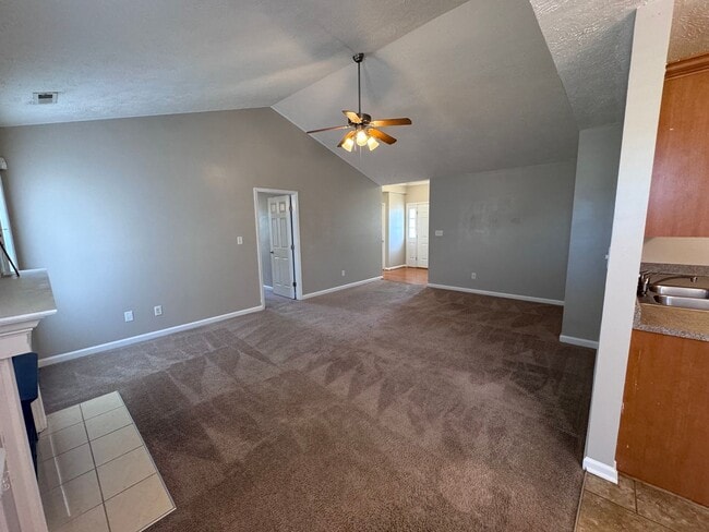 Photo - 2212 Chasewater Rd