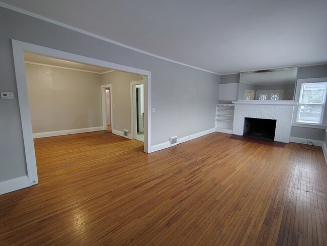 Photo - 1295 N Main St