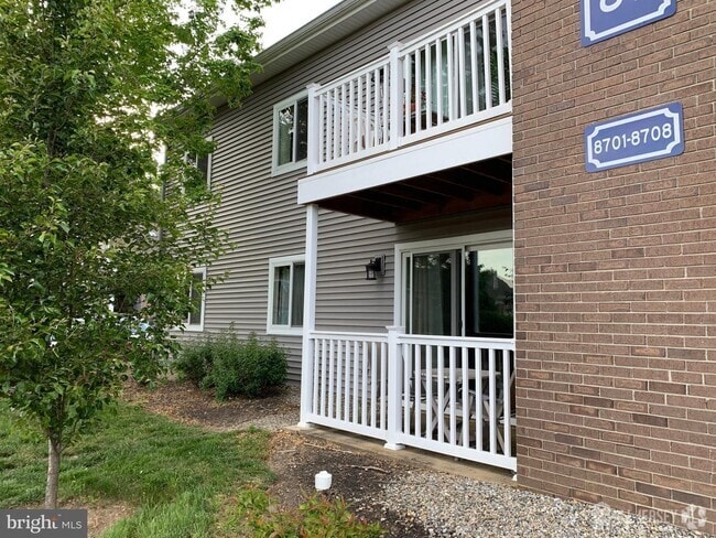 Building Photo - 8701 Tamarron Dr Rental