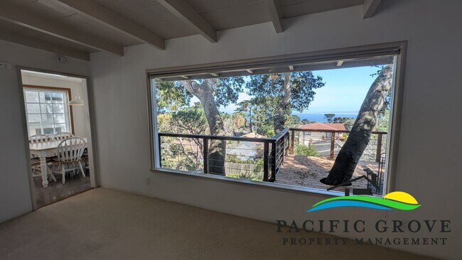 Photo - Charming New Monterey Home with Bay Views with all utilities included