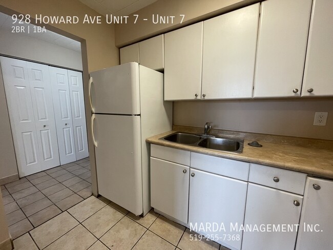 Photo - SPACIOUS 2 BED/1BATH IN CENTRAL WINDSOR + HYDRO Unité 7