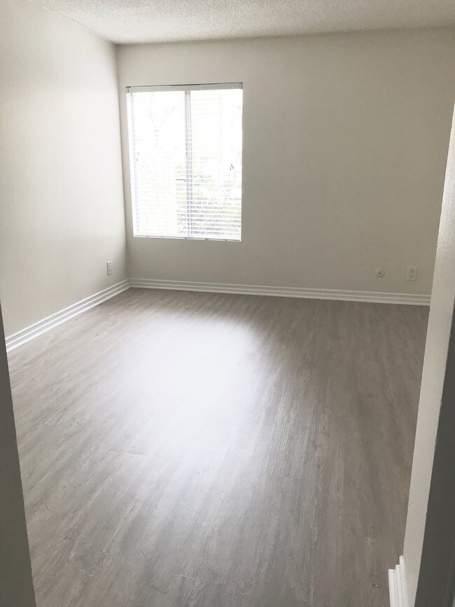 Photo - Sonterra Condominiums