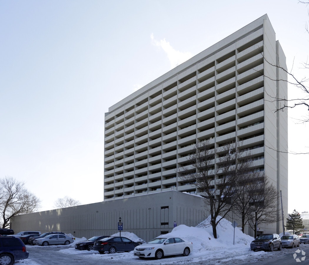Photo - Elgin Square Apartments