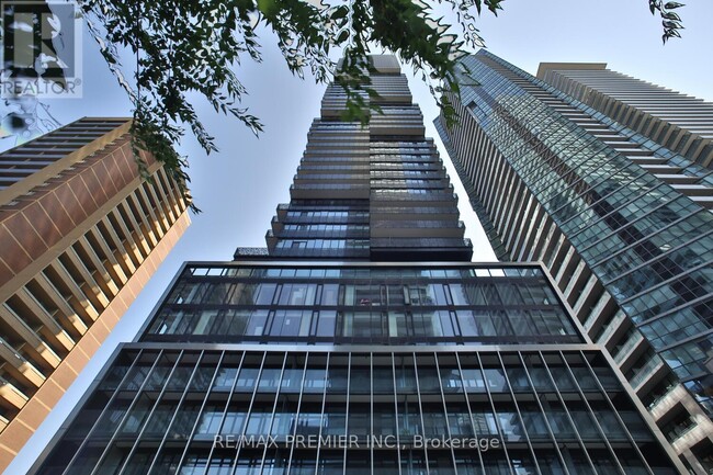 Photo - 55 Charles St E Unité 4404