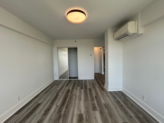 Photo - 1450 Beacon St