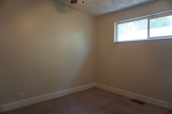 Photo - 408-410 E. Granite Ave. Unit 410