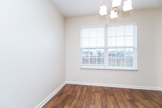 Photo - 1227 Matterhorn Run