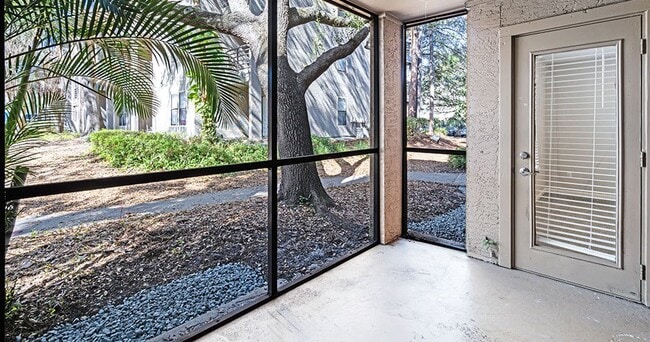 Photo - Sabal Palm at Lake Buena Vista Apartment H...