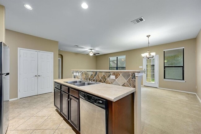 Photo - 1029 Hyde Park Dr