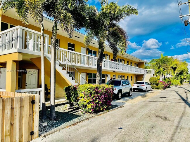 Photo - 111 N L St Condo Unit 3