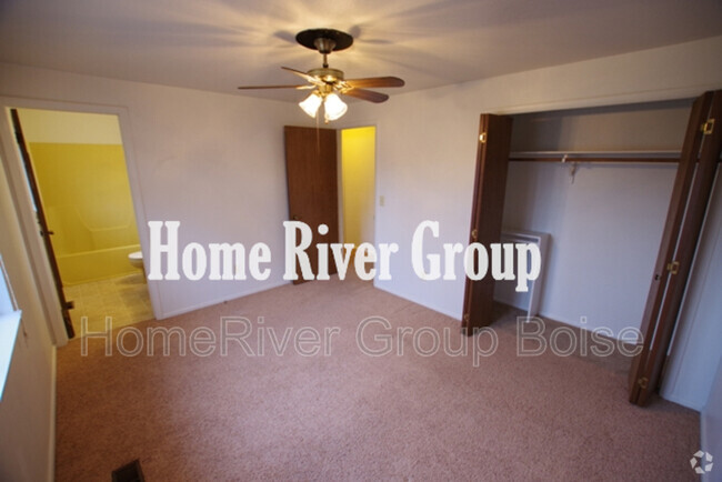 Building Photo - 3850 S Ticonderoga Way Rental