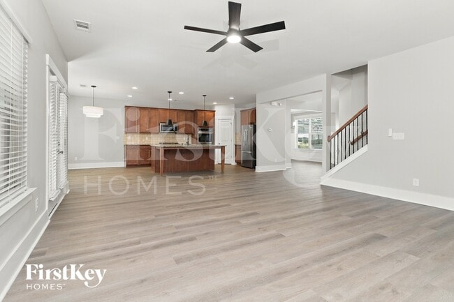 Photo - 201 Meadow Branch Ln