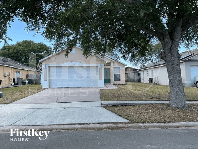 Building Photo - 440 Breezeway Dr