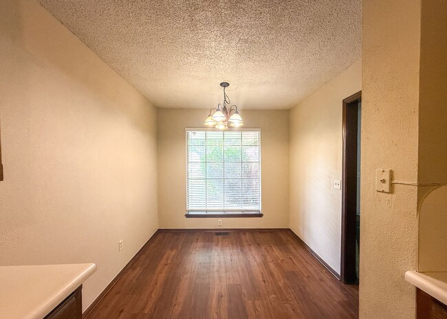 Photo - 101 Sahoma Terrace