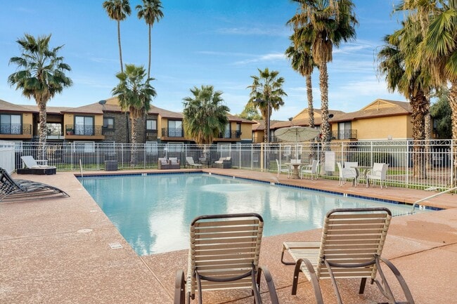 Photo - Country Creek Apartments