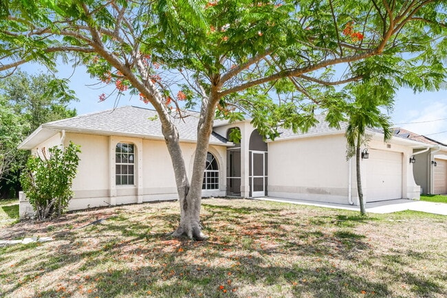 Photo - 1901 SW 26th Terrace