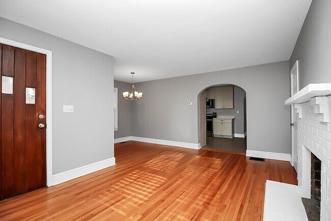 Photo - Charming 3BD/2BA Duplex in Dilworth!