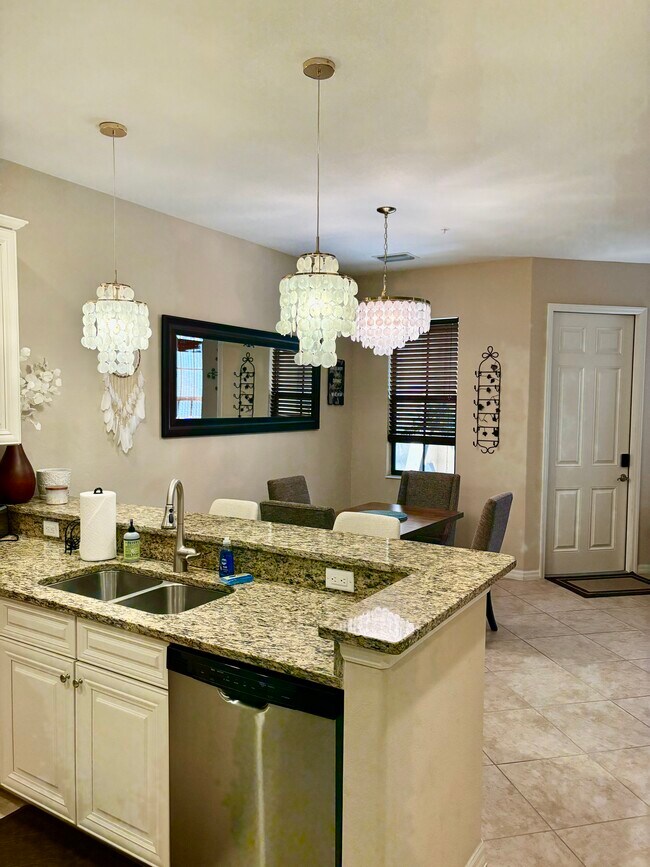 Photo - 11737 Adoncia Way