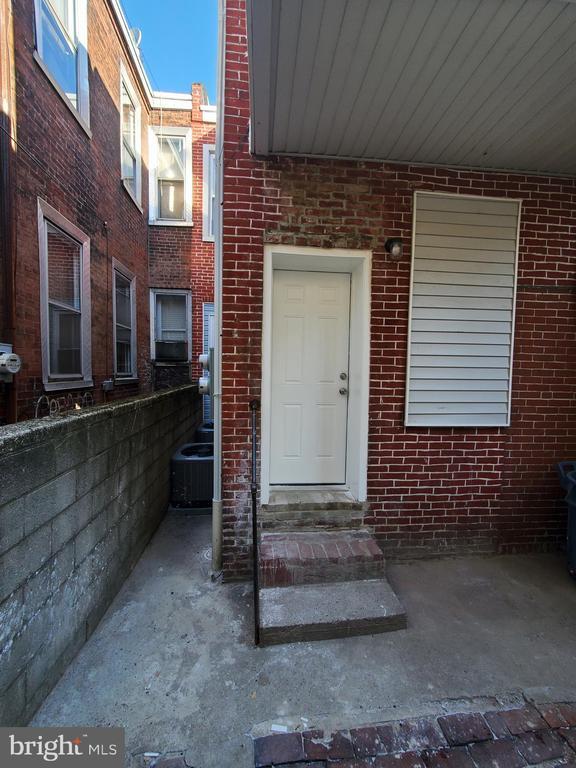 Photo - 604 E Indiana Ave Unit 1