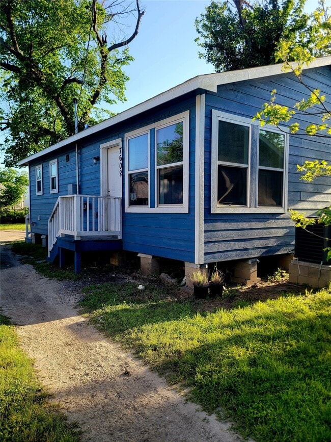 Photo - 7608 E Magnolia St