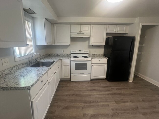 Photo - Ferry Street Flats