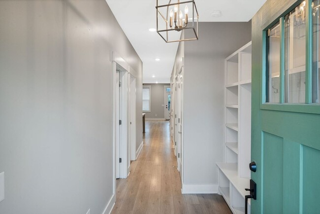 Photo - Stunning Modern Townhouse in the Heart of ...