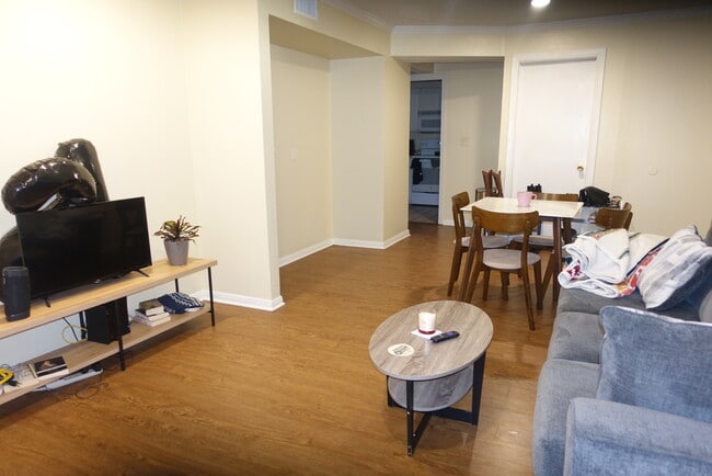 Photo - 501 W 26th St Unit 114